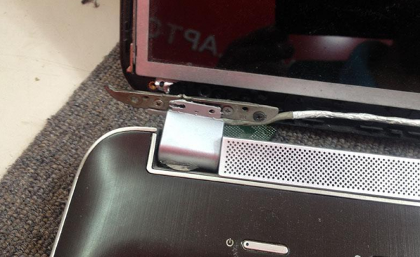 Bản lề laptop là gì? Nguyên nhân bản lề bị hỏng và cách sửa chữa 2