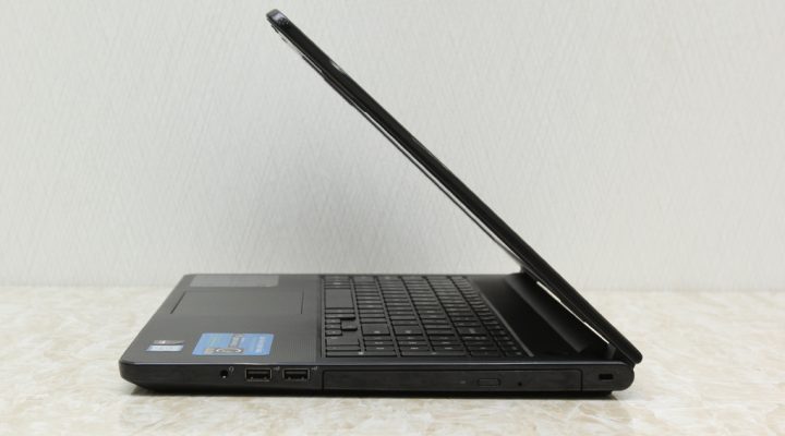 Laptop Cũ Dell Vostro 3559 (i7-6500U/8GB/256GB/AMD R5 M315/15.6") 3