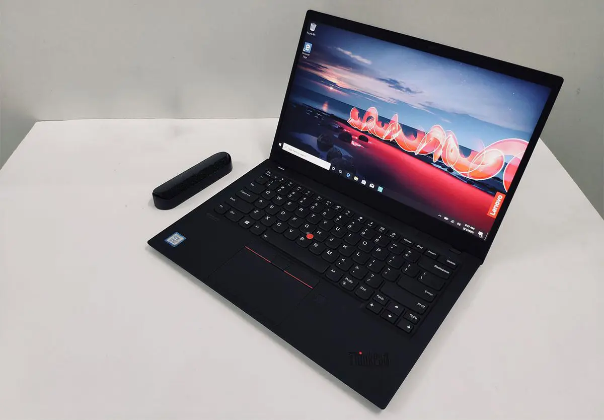 Lenovo-Thinkpad-X1-Carbon-Gen-7-5