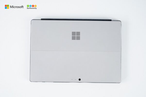 Surface Cũ Microsoft Surface Pro 5 LTE (i5-7300U/4GB/128GB SSD/12.3" 2K) 3