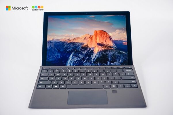 Surface Cũ Microsoft Surface Pro 5 LTE (i5-7300U/4GB/128GB SSD/12.3" 2K) 2