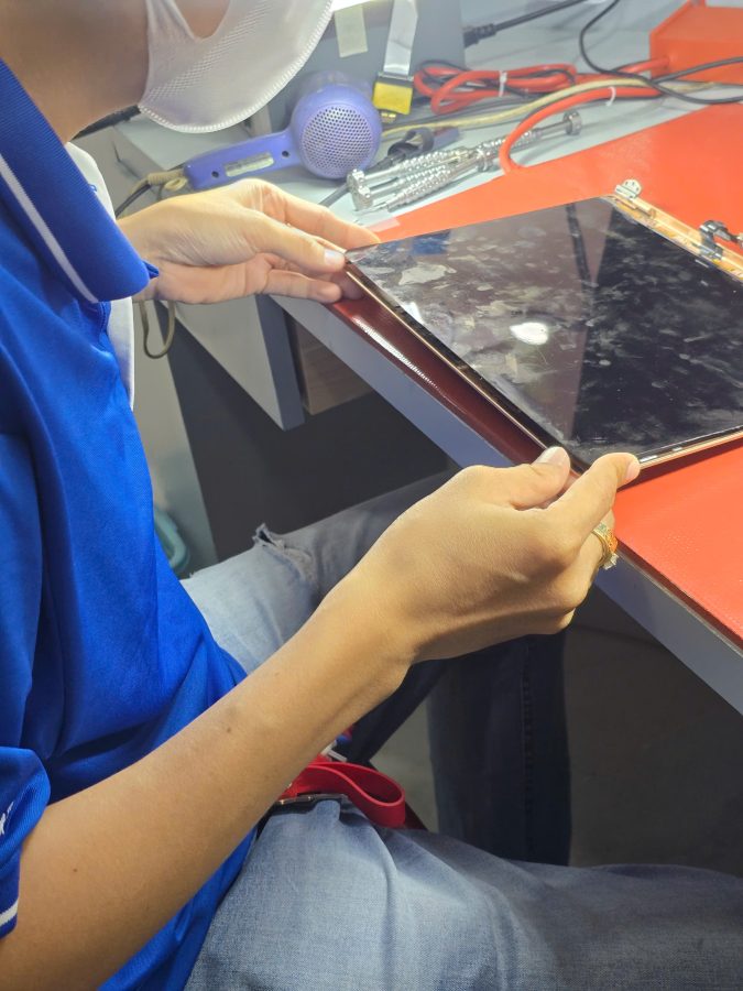 Sửa Màn Hình Laptop Bị Sọc - Khắc Phục Nhanh Chóng, Uy Tín Tại Hiển Laptop