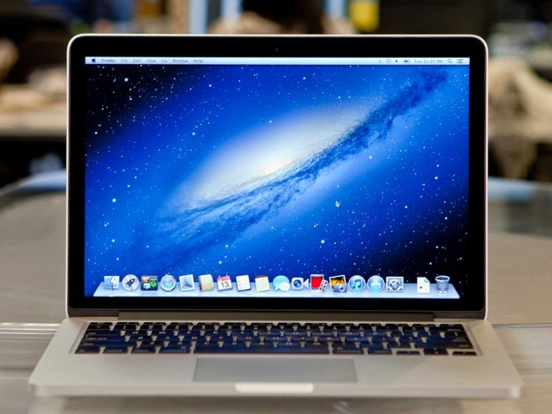 Màn Hình Không Retina (Truyền Thống)