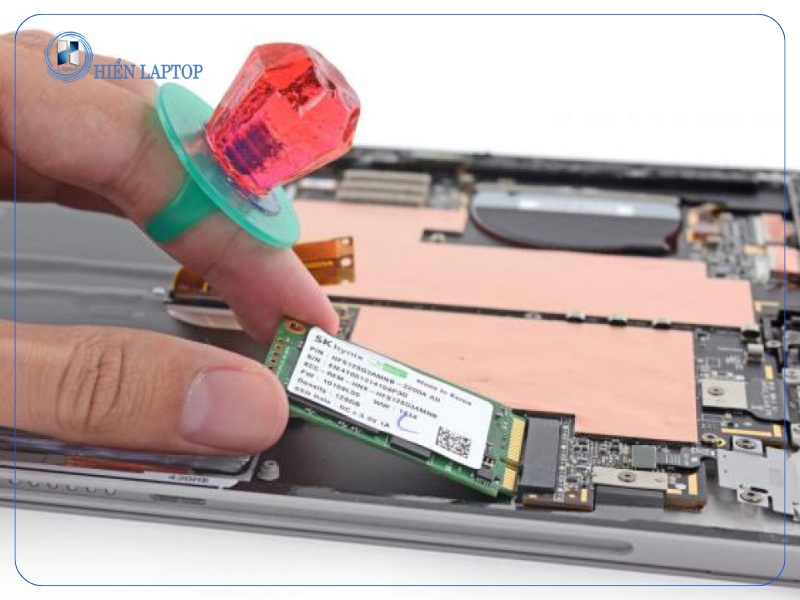 Khi nào bạn cần nâng cấp RAM cho Surface?
