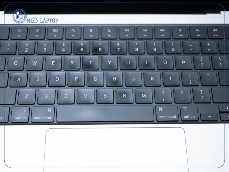 Nguyên nhân khiến bàn phím MacBook bị bóng